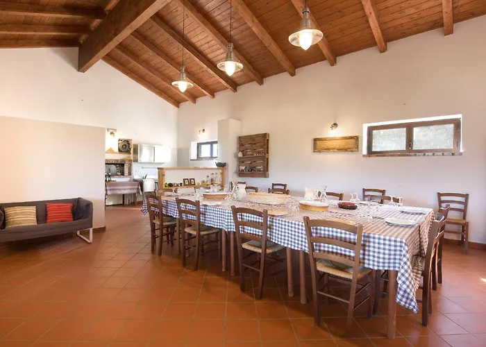 Stunning In בית נופש *